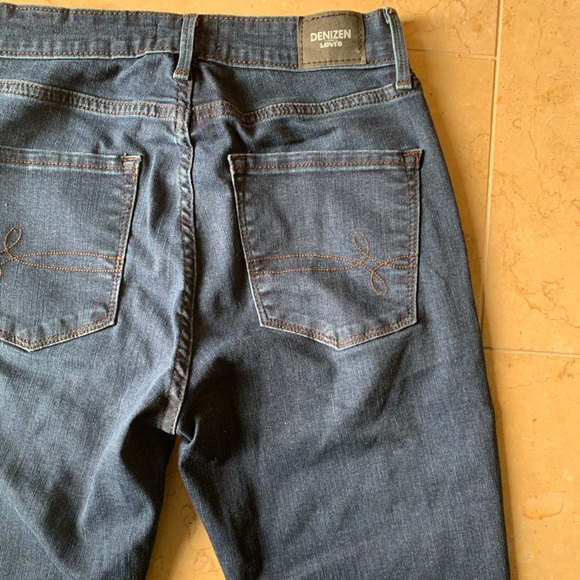 Levi Denizen High Rise Super Skinny Jeans Size 28 - Picture 4 of 5